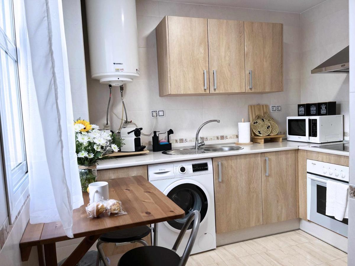 La Pereta Immaculate Quiet House Free Parking Apartment Malaga Exterior photo